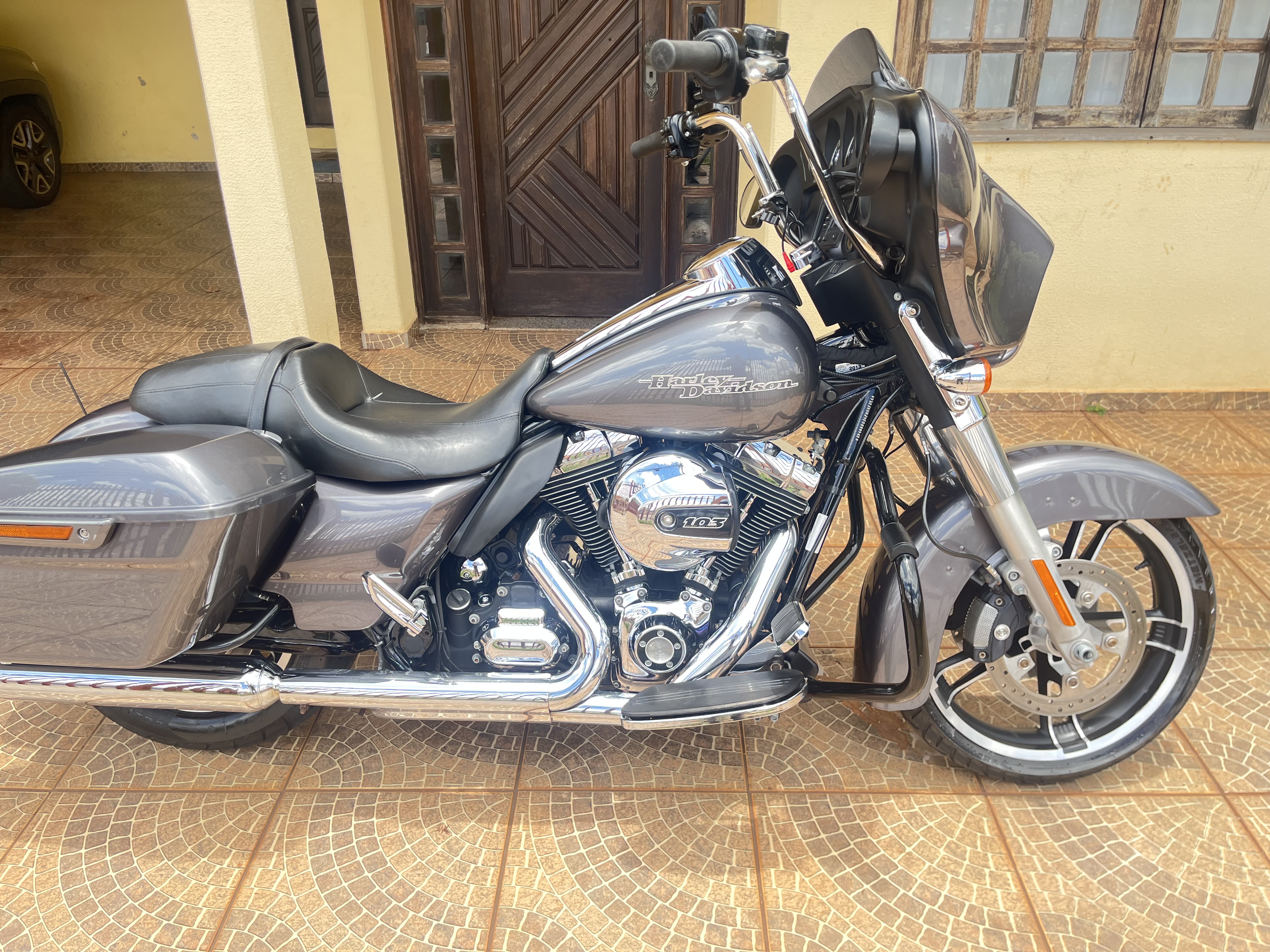 Street Glide